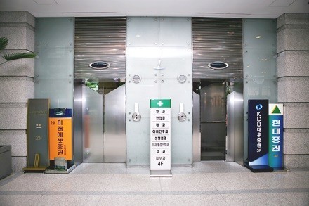 엘리베이터.jpg